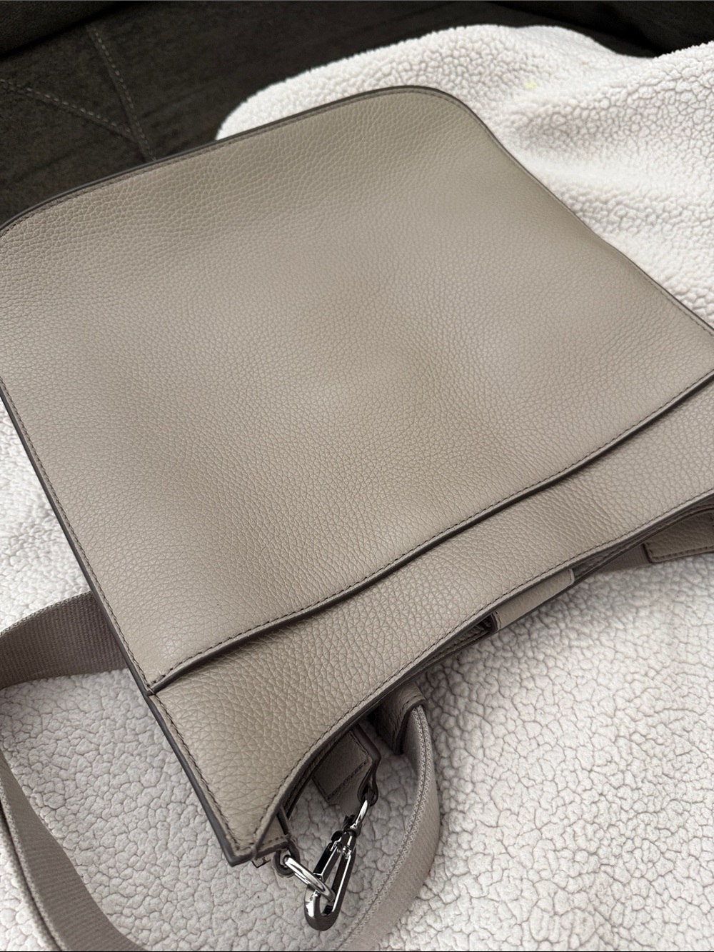 Tory Burch Pebbled Leather Crossbody in Taupe - Picture 5 of 7